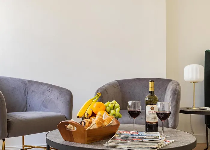 Miller Street Apartment *