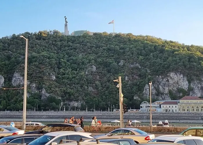 Miller Street Apartament *