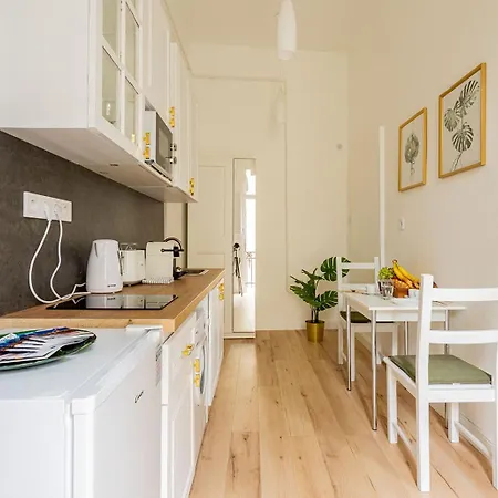 Apartament Miller Street